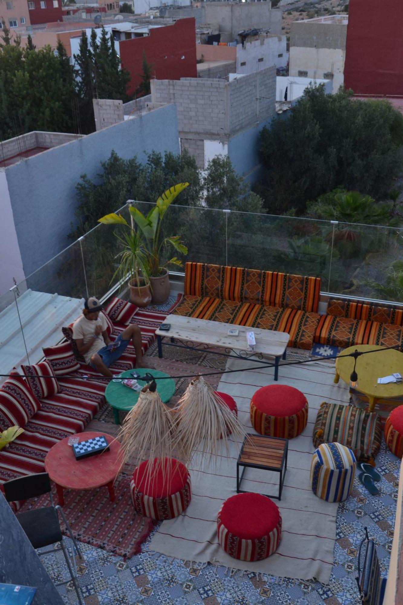 Hostel Playa Del Sol Surf House Tamraght Exterior foto